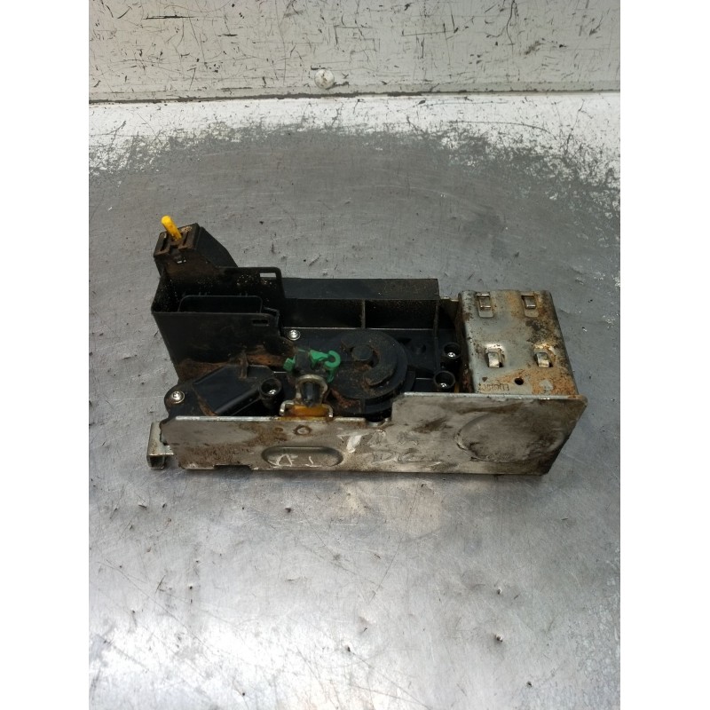 Recambio de motor cierre centralizado delantero derecho para ford tourneo connect 1.8 tdci referencia OEM IAM 8T16V43288EB 5P 20
