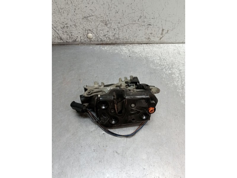 Recambio de motor cierre centralizado trasero derecho para mercedes-benz viano (w639) cdi 2.2 (639.811, 639.813, 639.815, 639.71