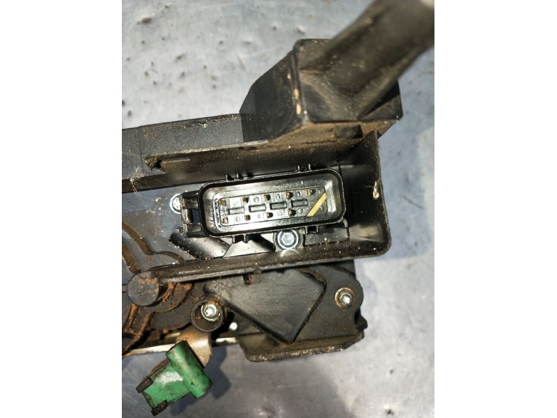 Recambio de motor cierre centralizado delantero izquierdo para ford tourneo connect 1.8 tdci referencia OEM IAM 8T1AV21813 5P 20