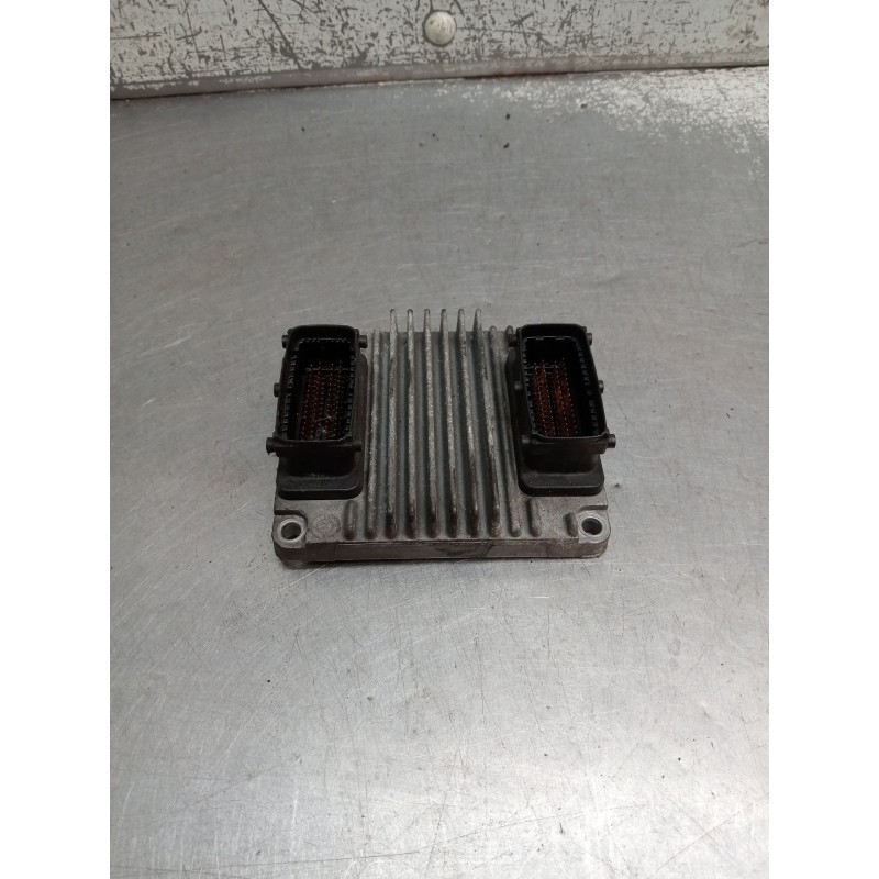 Recambio de centralita motor uce para opel combo furgoneta/monovolumen 1.7 di 16v referencia OEM IAM 8972406221 09391269 2001