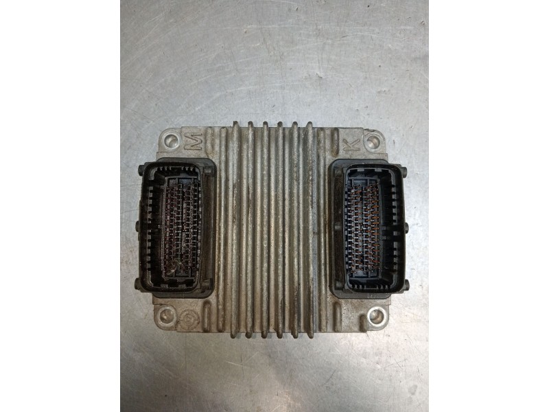 Recambio de centralita motor uce para opel combo furgoneta/monovolumen 1.7 di 16v referencia OEM IAM 8972406221 09391269 2001