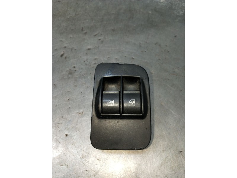 Recambio de mando elevalunas delantero izquierdo para citroën nemo furgoneta/monovolumen (aa_) 1.3 bluehdi 80 referencia OEM IAM