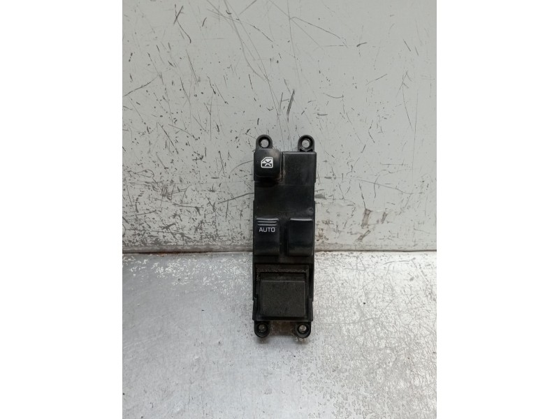 Recambio de mando elevalunas delantero izquierdo para nissan primera hatchback (p11) 1.6 16v referencia OEM IAM   1999 4P