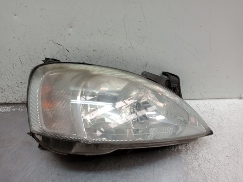 Recambio de faro derecho para opel combo furgoneta/monovolumen 1.7 di 16v referencia OEM IAM  VER FOTOS CRISTAL DAÑADO 2001