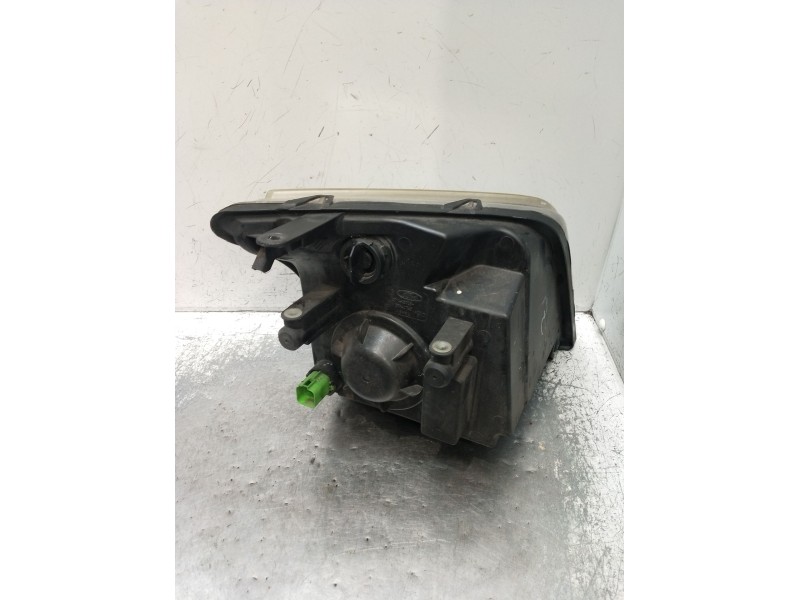 Recambio de faro izquierdo para ford tourneo connect 1.8 tdci referencia OEM IAM 2T1413005 39140748 2008