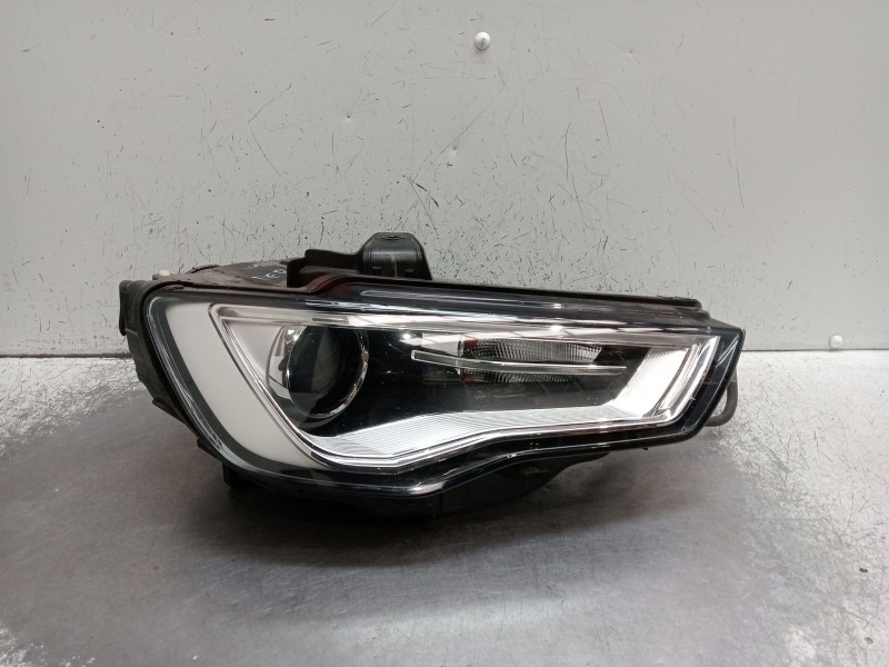 Recambio de faro derecho para audi a3 sportback (8va) ambiente referencia OEM IAM 8V0941044 1EL01074052 8V0941044 BI-XENON
