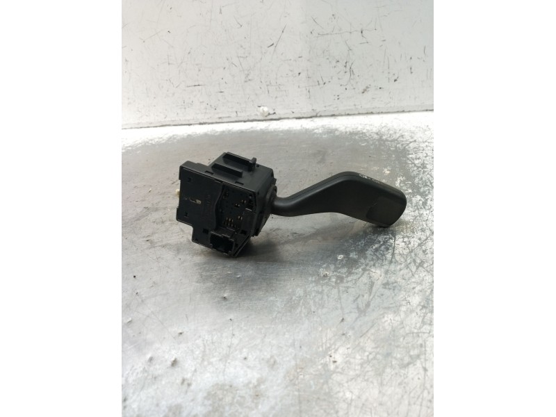 Recambio de mando luces para ford tourneo connect 1.8 tdci referencia OEM IAM 17D940  2008