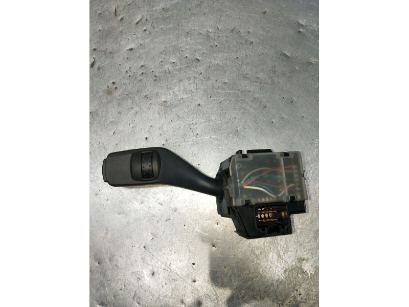 Recambio de mando limpia para ford tourneo connect 1.8 tdci referencia OEM IAM 17D940  2008