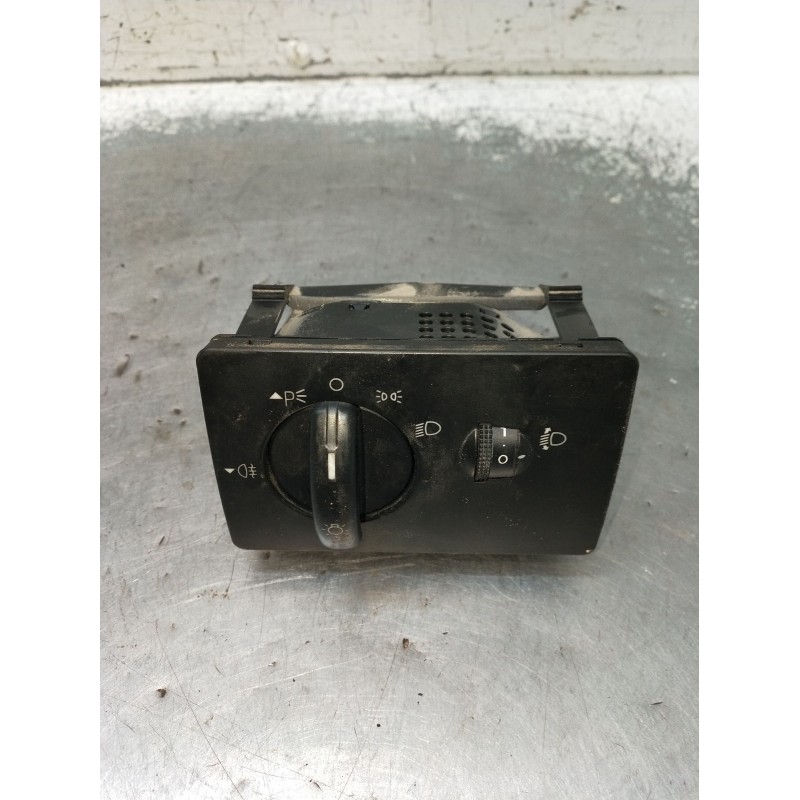 Recambio de mando luces para ford tourneo connect 1.8 tdci referencia OEM IAM 4M5T13A024EA  2008