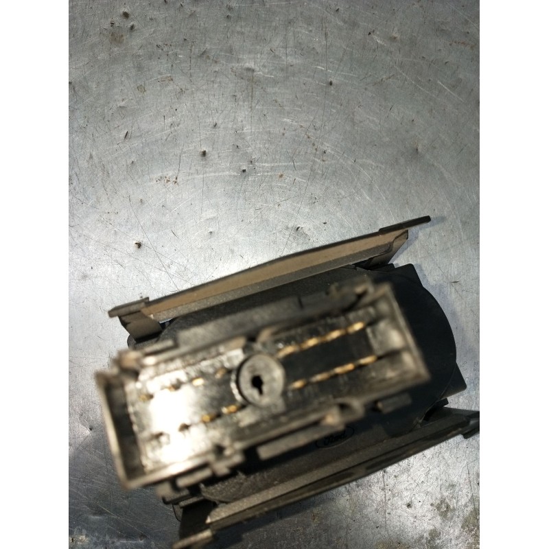 Recambio de mando luces para ford tourneo connect 1.8 tdci referencia OEM IAM 4M5T13A024EA  2008
