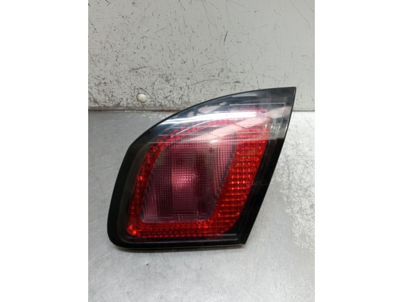 Recambio de piloto trasero derecho interior para nissan primera hatchback (p11) 1.6 16v referencia OEM IAM 265509F610 89020317 1
