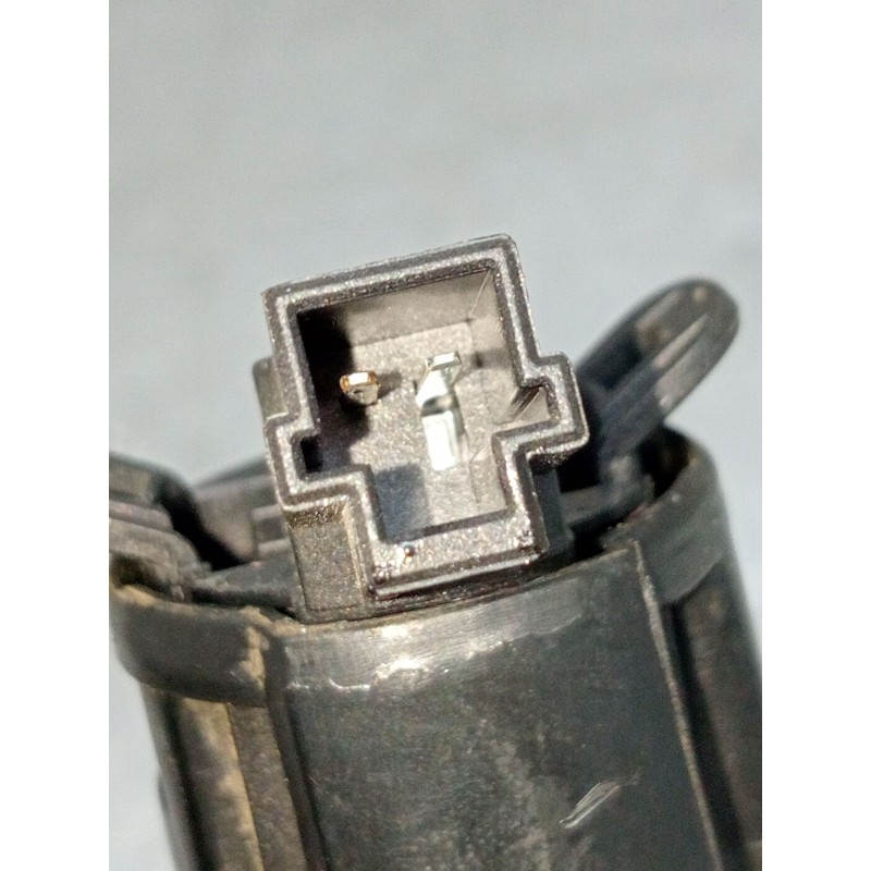 Recambio de piloto trasero izquierdo interior para nissan primera hatchback (p11) 1.6 16v referencia OEM IAM 265559F610 89020318