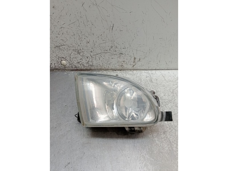 Recambio de faro antiniebla izquierdo para nissan primera hatchback (p11) 1.6 16v referencia OEM IAM 89200556 261559F901 1999