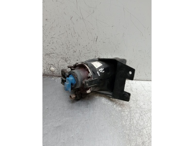 Recambio de faro antiniebla izquierdo para nissan primera hatchback (p11) 1.6 16v referencia OEM IAM 89200556 261559F901 1999
