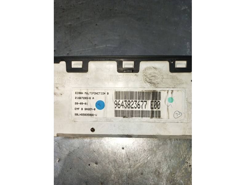 Recambio de pantalla multifuncion para citroën xsara (n1) 2.0 hdi 90 referencia OEM IAM 9643823677 216672036A 2010