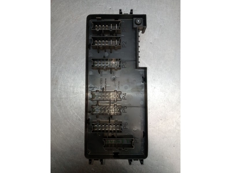 Recambio de caja reles / fusibles para mercedes-benz clase m (w164) ml 320 cdi 4-matic (164.122) referencia OEM IAM A1645400272 