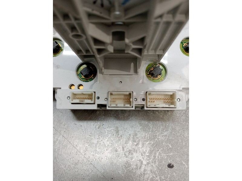 Recambio de mando calefaccion / aire acondicionado para nissan primera hatchback (p11) 1.6 16v referencia OEM IAM   1999