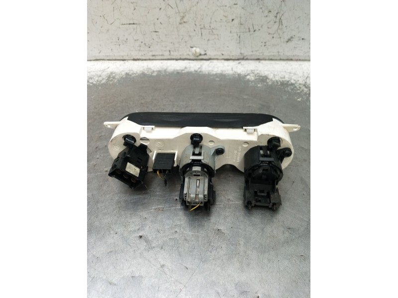 Recambio de mando calefaccion / aire acondicionado para ford tourneo connect 1.8 tdci referencia OEM IAM   2008