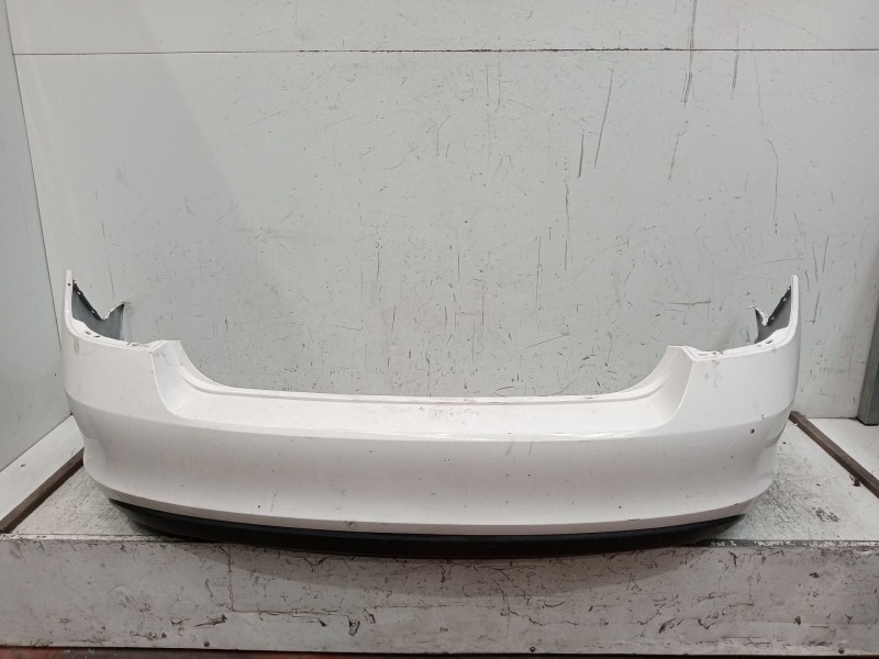 Recambio de paragolpes trasero para skoda rapid (nh3, nk3, nk6) 1.6 tdi referencia OEM IAM   2012