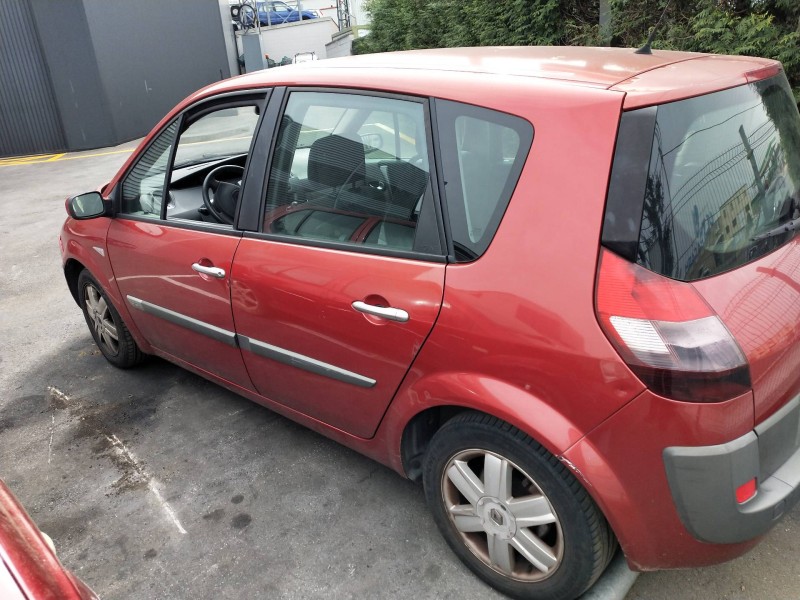 renault scenic ii del año 2004