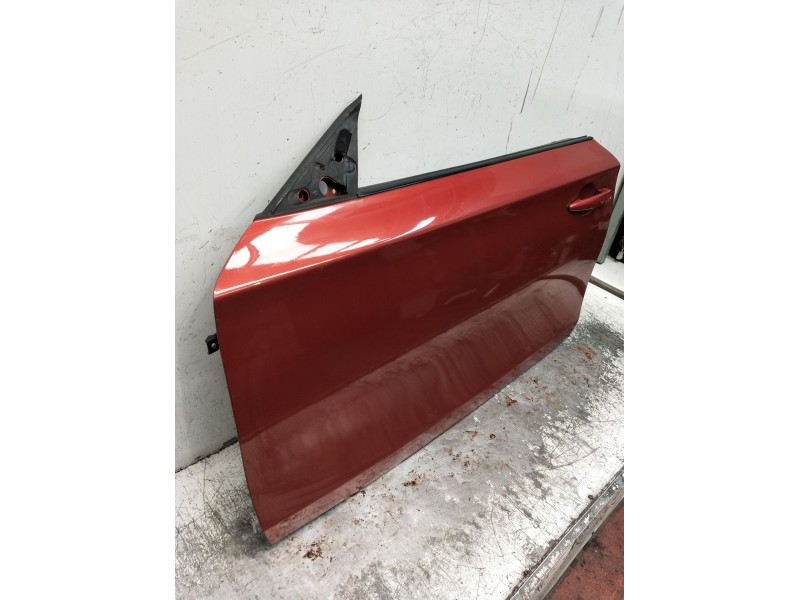 Recambio de puerta delantera izquierda para bmw 1 coupé (e82) 123 d referencia OEM IAM  2P 2007