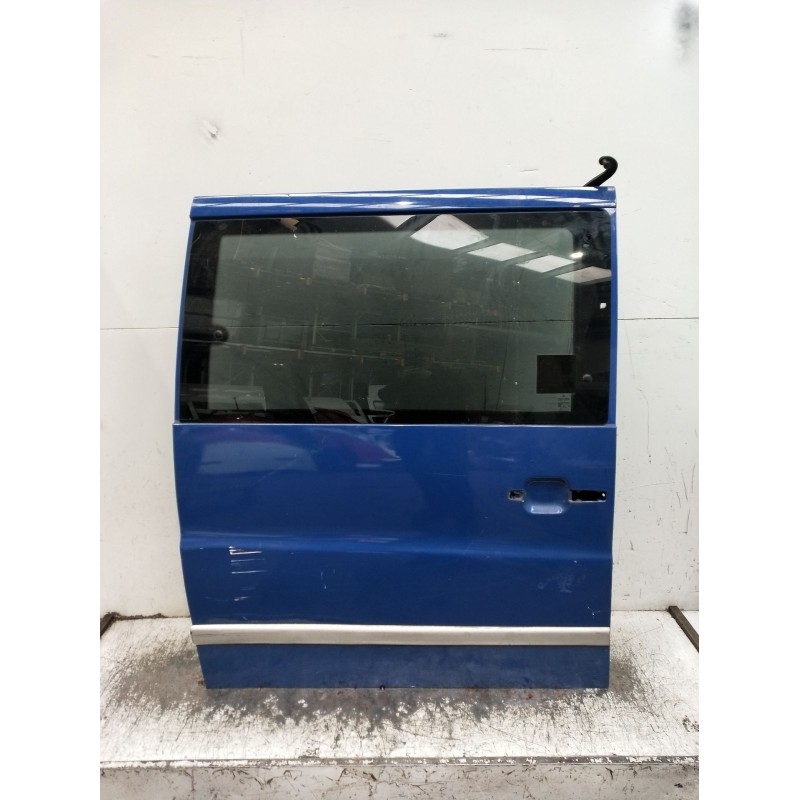 Recambio de puerta lateral corredera derecha para mercedes-benz vito (w638) combi referencia OEM IAM  5P ACRISTALADA OJO VER FOT