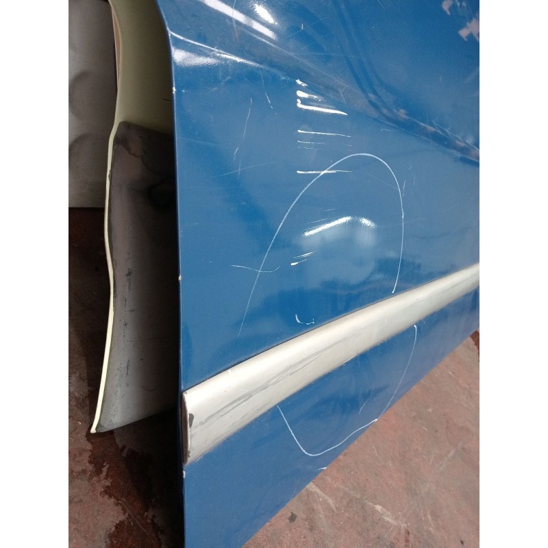 Recambio de puerta lateral corredera derecha para mercedes-benz vito (w638) combi referencia OEM IAM  5P ACRISTALADA OJO VER FOT