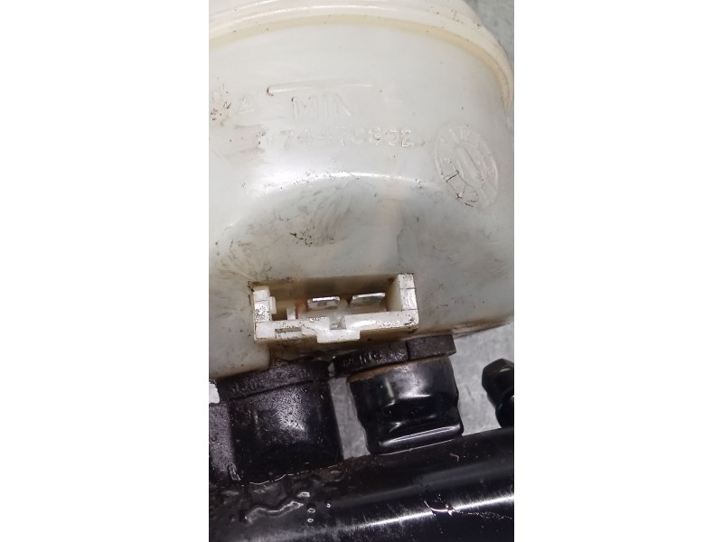Recambio de bomba freno para nissan serena (c23) 2.3 d referencia OEM IAM 744708992  92