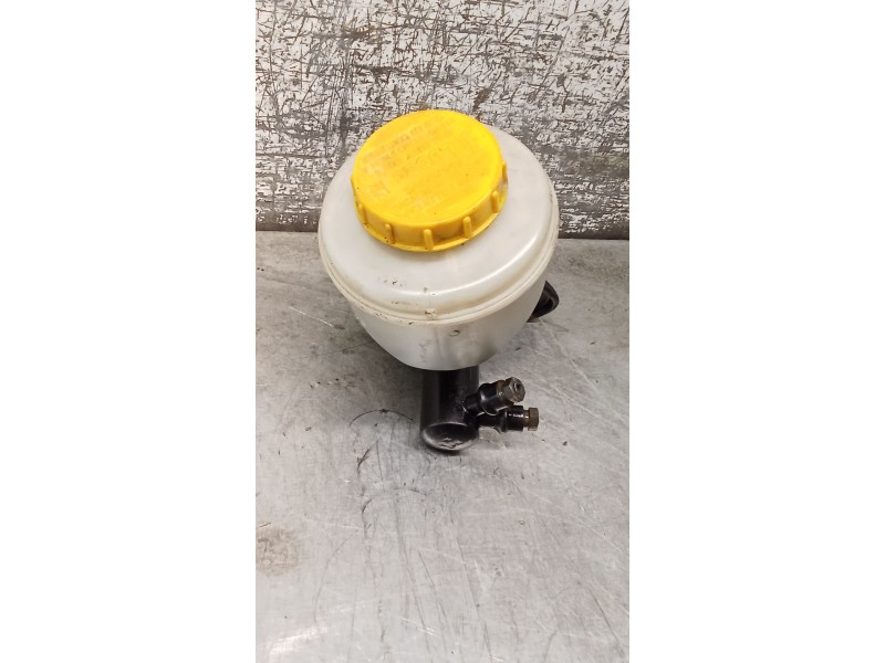 Recambio de bomba freno para nissan serena (c23) 2.3 d referencia OEM IAM 744708992  92