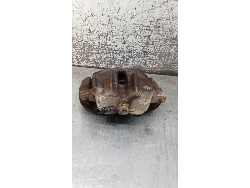 Recambio de pinza freno delantera derecha para nissan serena (c23) 2.3 d referencia OEM IAM  LUCAS 92