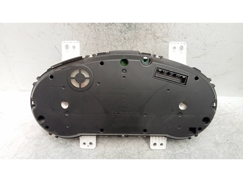 Recambio de cuadro instrumentos para ssangyong tivoli 1.6 turbodiesel cat referencia OEM IAM 8021035100  