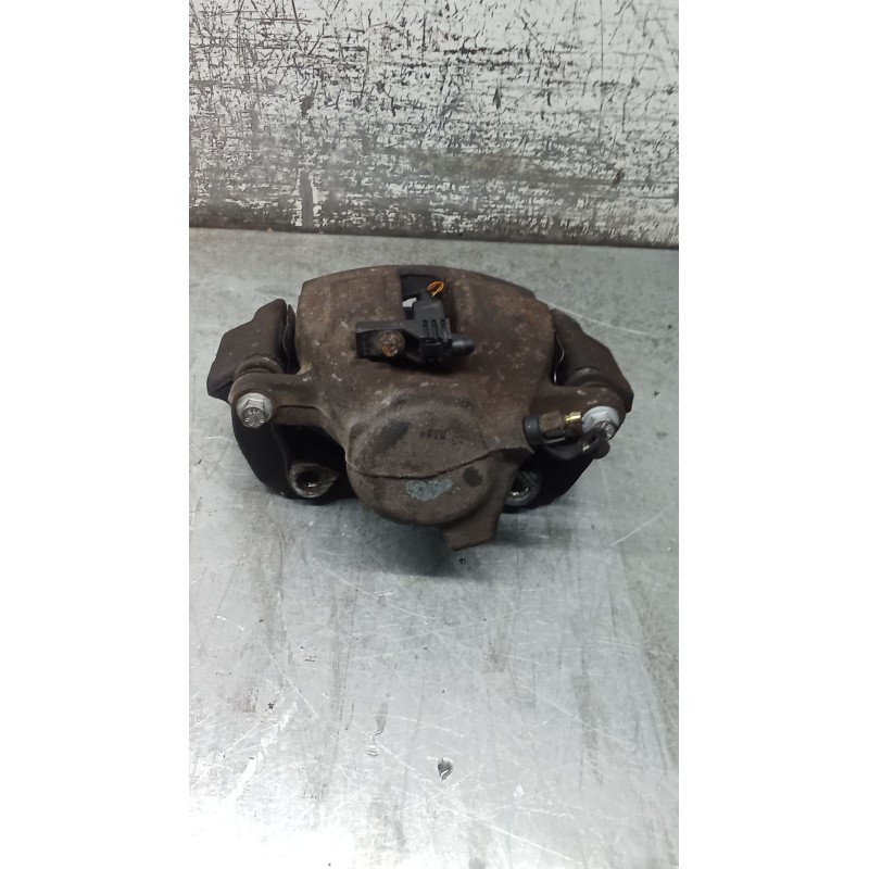 Recambio de pinza freno delantera izquierda para mercedes-benz clase c (w203) c 220 cdi (203.006) referencia OEM IAM  LUCAS 00