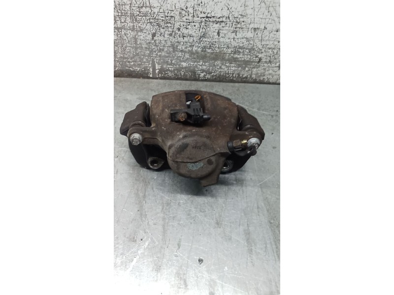 Recambio de pinza freno delantera izquierda para mercedes-benz clase c (w203) c 220 cdi (203.006) referencia OEM IAM  LUCAS 00
