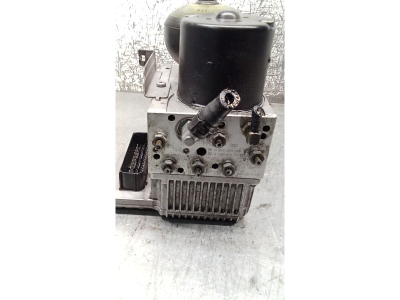 Recambio de abs para mercedes-benz clase e (w211) e 280 cdi (211.020) referencia OEM IAM 0265960025 0265250088 A0054317212