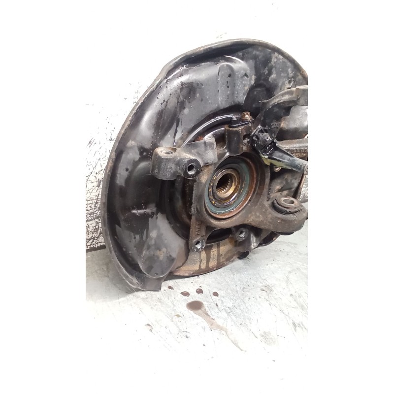 Recambio de mangueta trasera izquierda para mercedes-benz clase c (w203) c 220 cdi (203.006) referencia OEM IAM   00