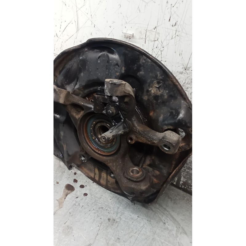 Recambio de mangueta trasera izquierda para mercedes-benz clase c (w203) c 220 cdi (203.006) referencia OEM IAM   00