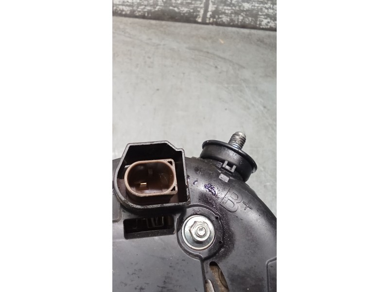 Recambio de alternador para jaguar xj luxury referencia OEM IAM 1042110041 FW9310300BC 09