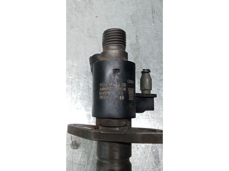 Recambio de inyector para jaguar xj luxury referencia OEM IAM 0445116013 9X2Q9K546DB BOSCH