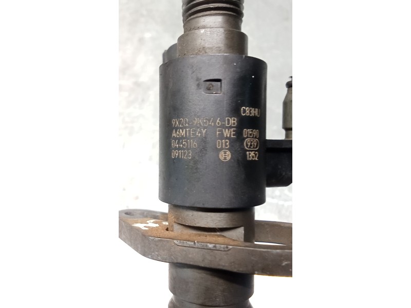 Recambio de inyector para jaguar xj luxury referencia OEM IAM 0445116013 9X2Q9K546DB BOSCH
