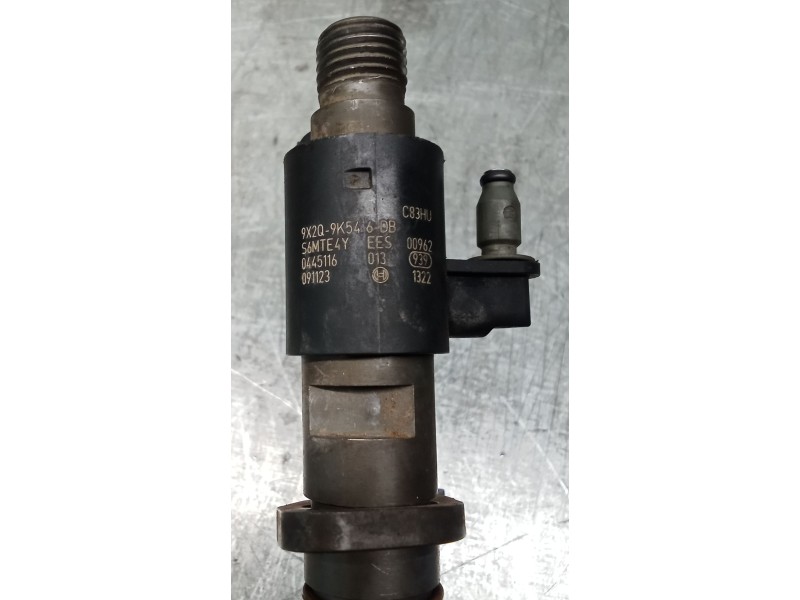 Recambio de inyector para jaguar xj luxury referencia OEM IAM 0445116013 9X2Q9K546DB BOSCH