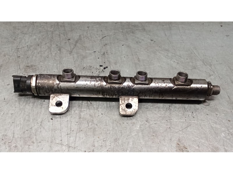 Recambio de rampa inyectora para jaguar xj luxury referencia OEM IAM 0445216048 CK5Q9D280BB 09