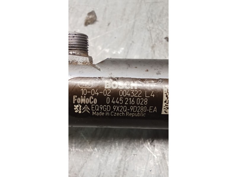 Recambio de rampa inyectora para jaguar xj luxury referencia OEM IAM 0445216028 9X2Q9D280EA 09