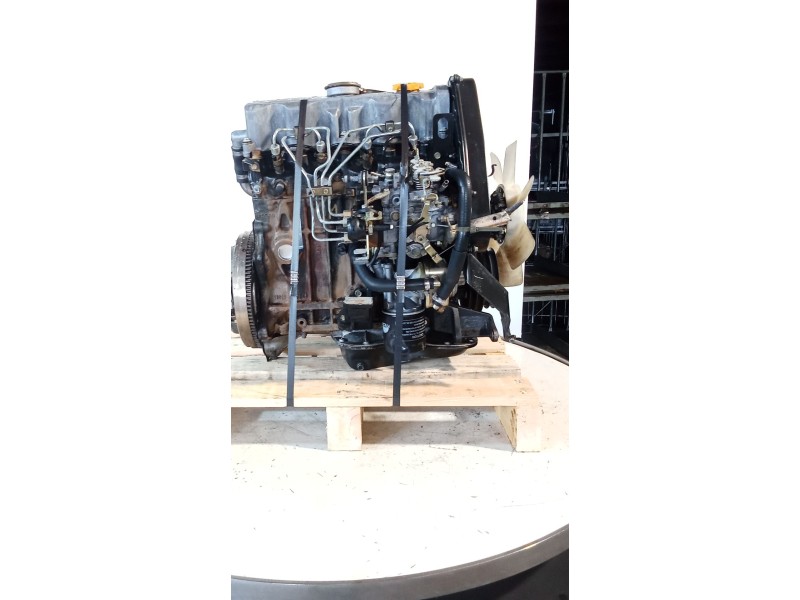 Recambio de motor completo para nissan serena (c23) 2.3 d referencia OEM IAM LD23C BOSCH MM14258C