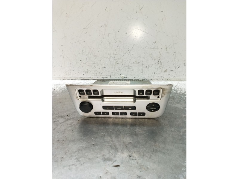 Recambio de sistema audio / radio cd para peugeot 406 coupé (8c) 2.2 hdi referencia OEM IAM 96552646 286948751 2000