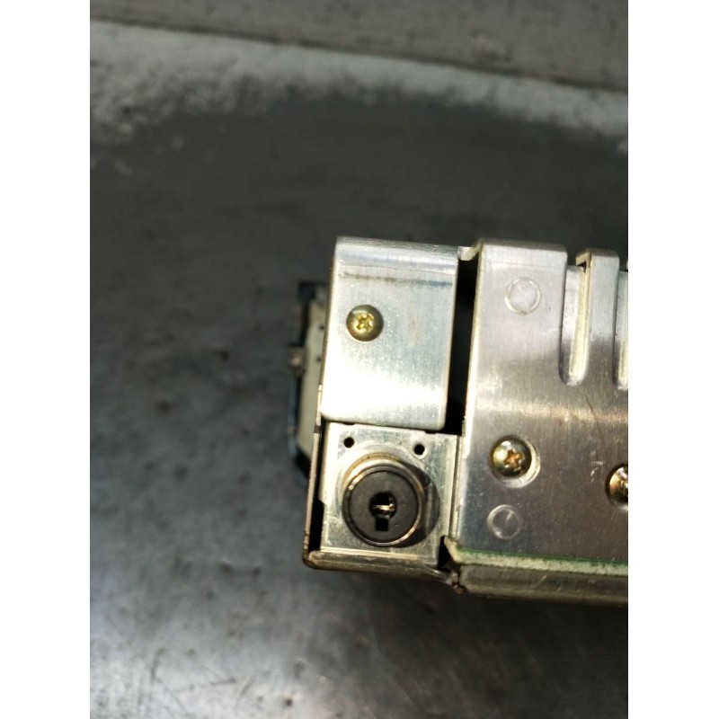 Recambio de sistema audio / radio cd para peugeot 406 coupé (8c) 2.2 hdi referencia OEM IAM 96552646 286948751 2000