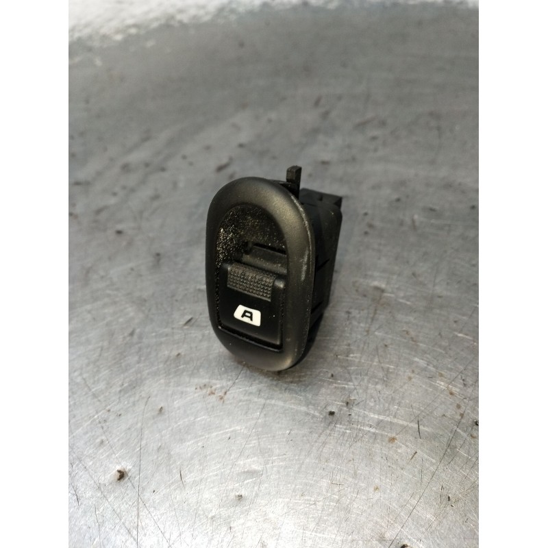 Recambio de mando elevalunas delantero izquierdo para mercedes-benz vito / mixto furgoneta (w639) 109 cdi (639.601, 639.603, 639