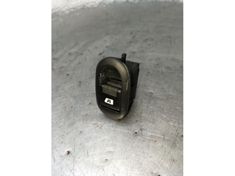Recambio de mando elevalunas delantero izquierdo para mercedes-benz vito / mixto furgoneta (w639) 109 cdi (639.601, 639.603, 639