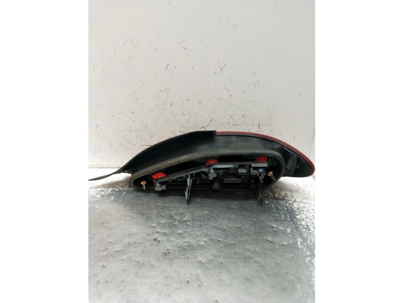 Recambio de piloto trasero izquierdo para peugeot 406 coupé (8c) 2.2 hdi referencia OEM IAM   2000