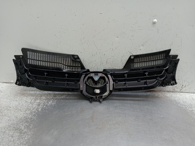 Recambio de rejilla delantera para volkswagen golf v berlina (1k1) referencia OEM IAM   