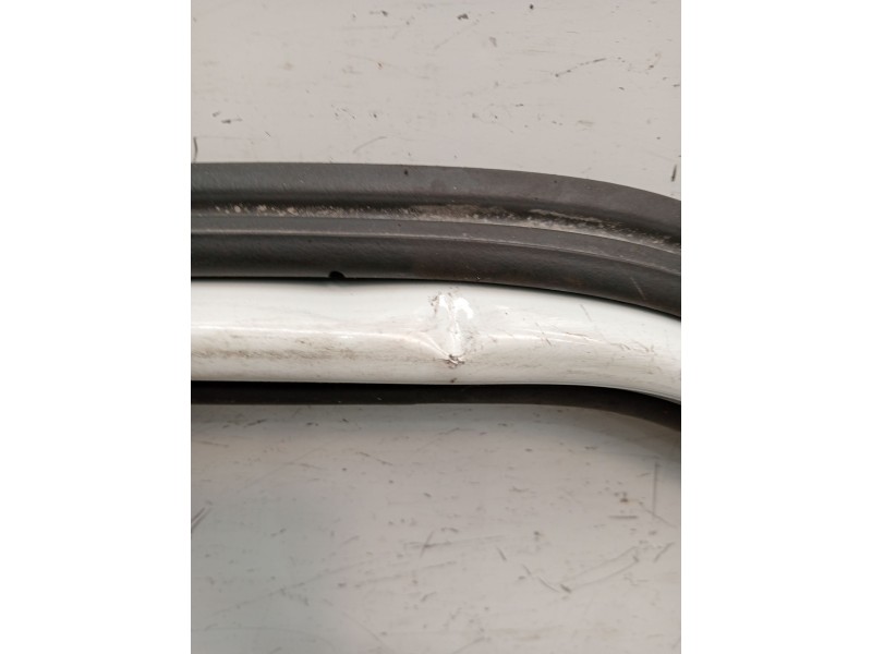 Recambio de puerta delantera izquierda para suzuki ignis (/mf) gle referencia OEM IAM  5P 